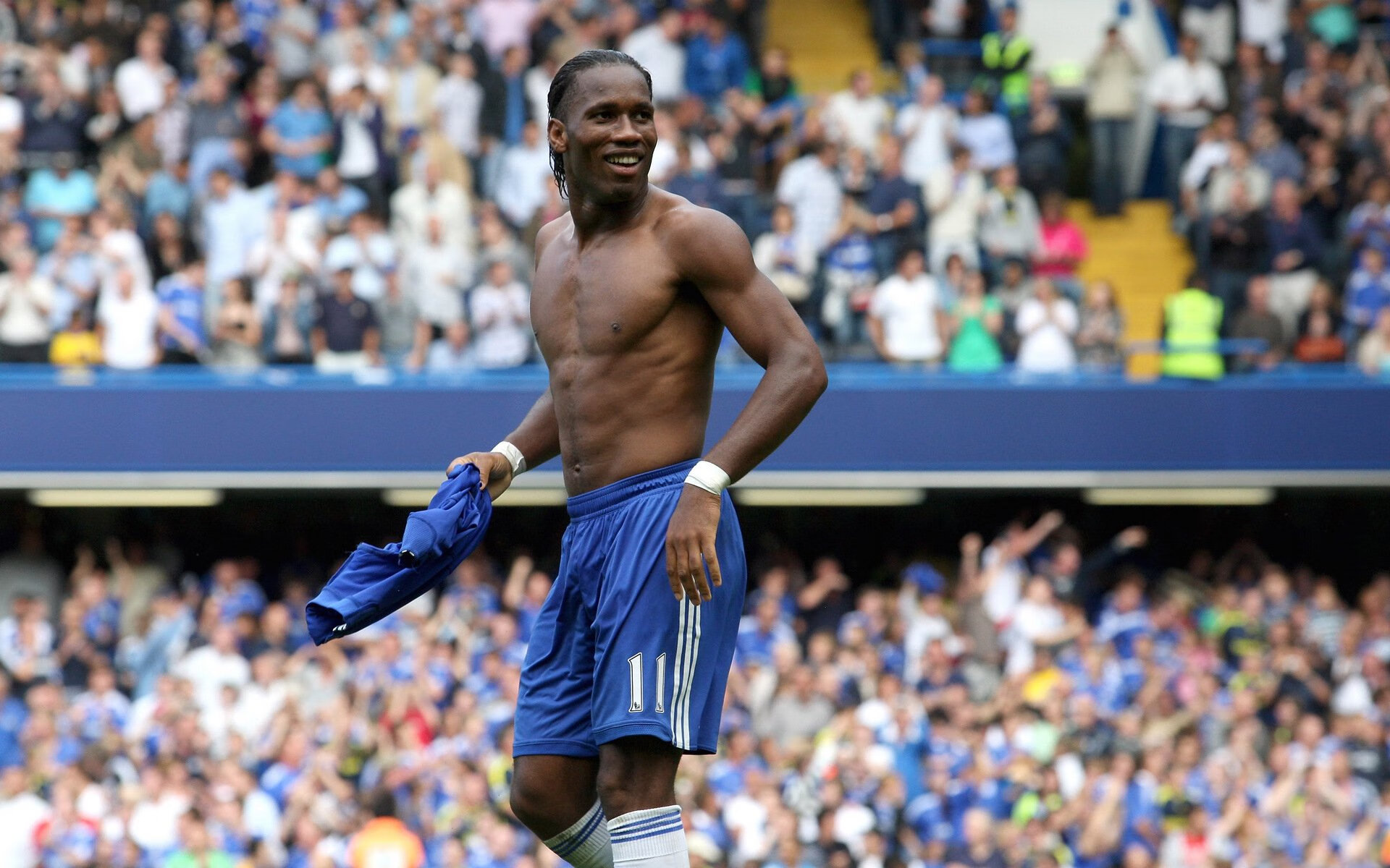 _夜跑热潮席卷城市：健康生活新选择_，夜跑地方